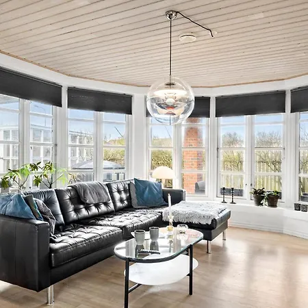 5 Bedroom Cozy In * Thyborøn